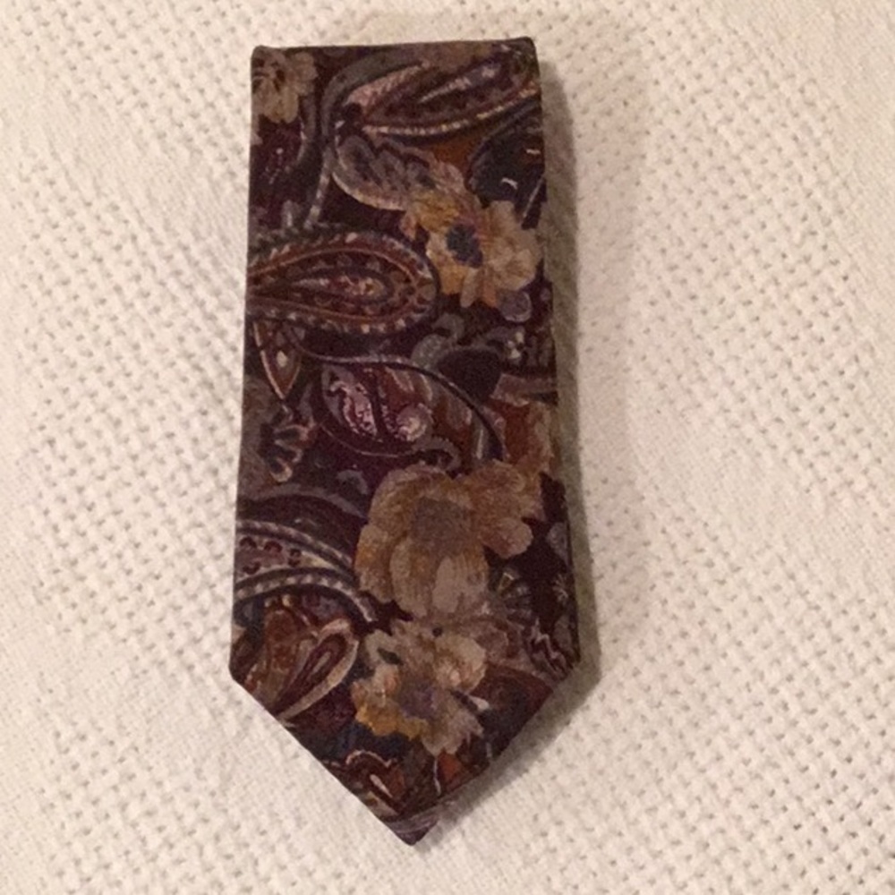 DRESS TIE
